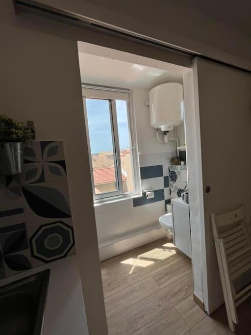 Sanary Sunset Votre Cocon Au Coeur Du Port Apartment Exterior photo